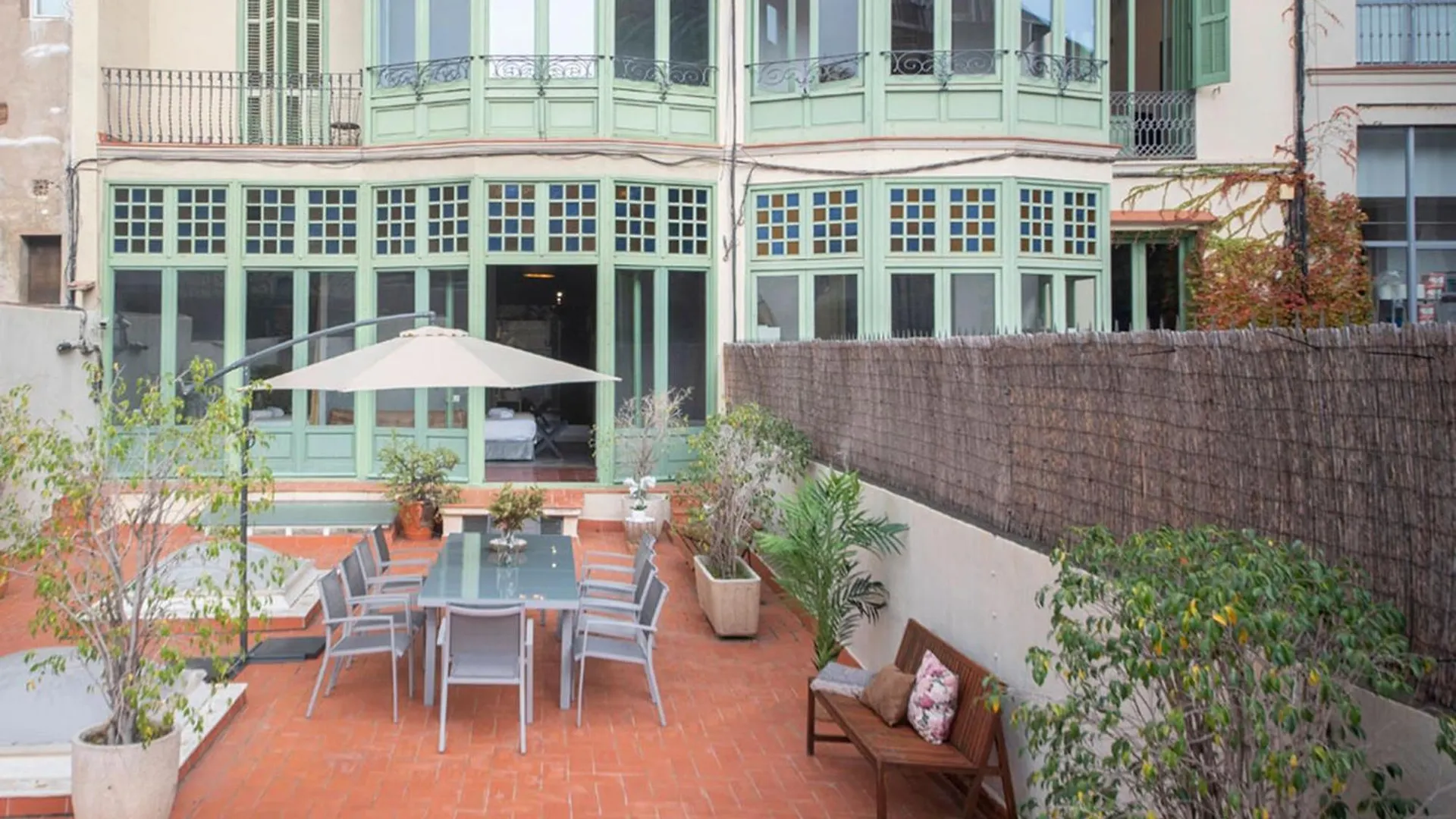 You Stylish City Center Apartments Barcelona 0*,