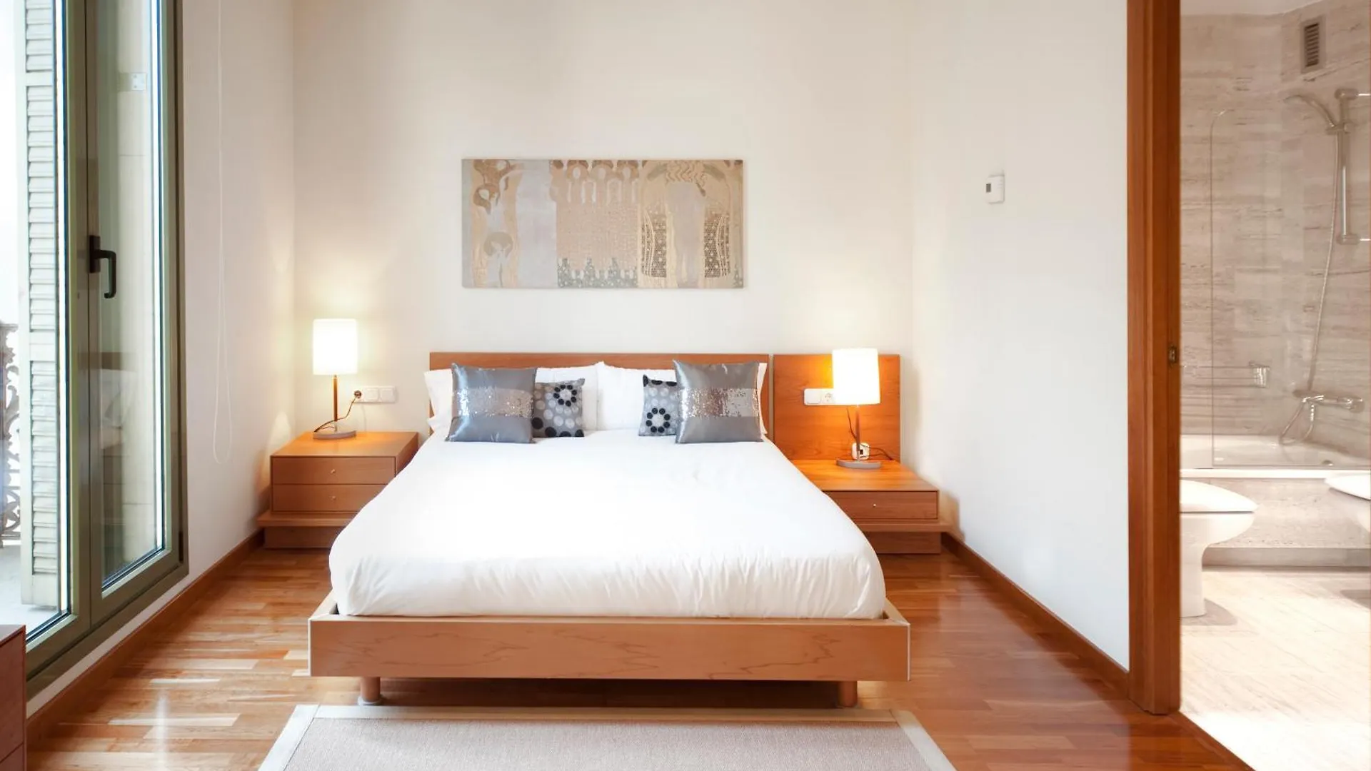 You Stylish City Center Apartments Barcelona