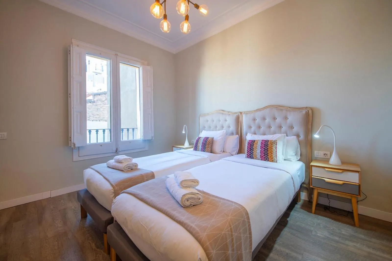 You Stylish City Center Apartments Barcelona
